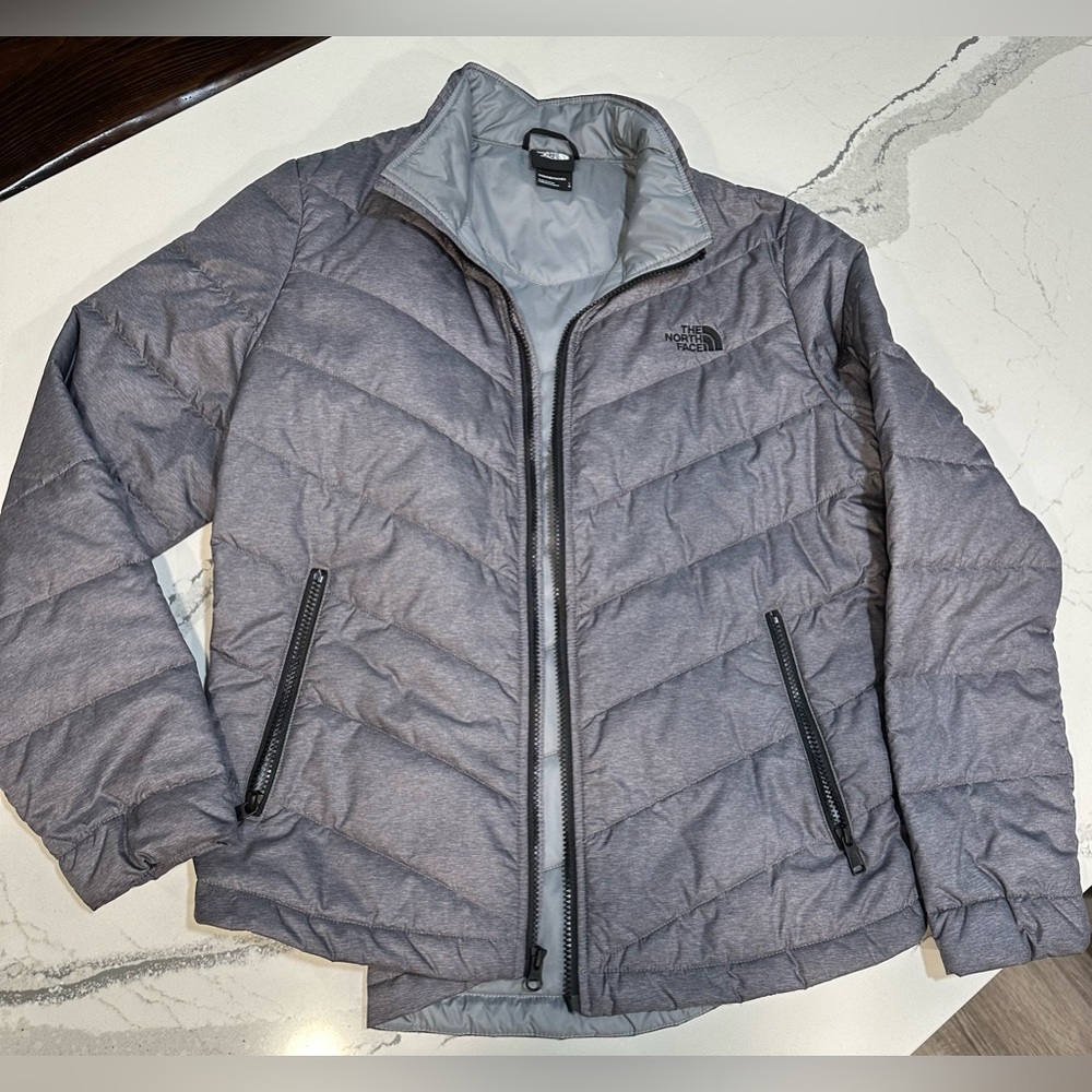 Women’s The North Face  Jacket, grey, size L.